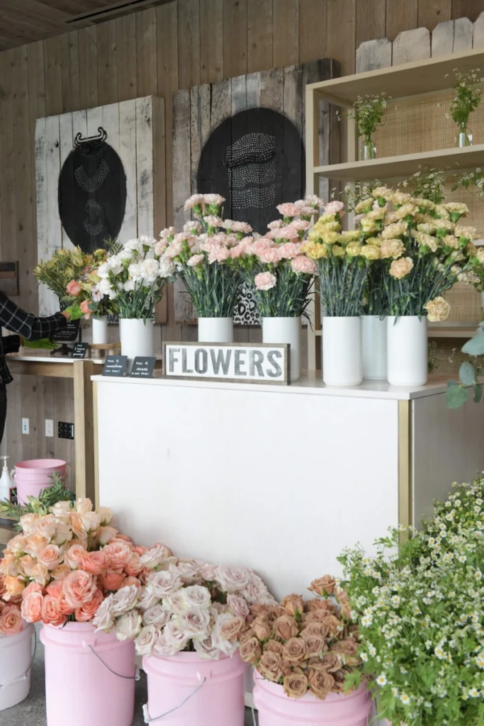 Flower bar display