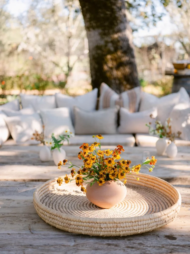 Outdoor tablescape